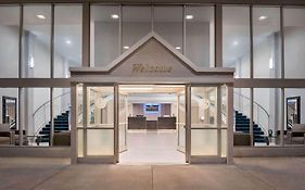 Baymont By Wyndham Des Moines North